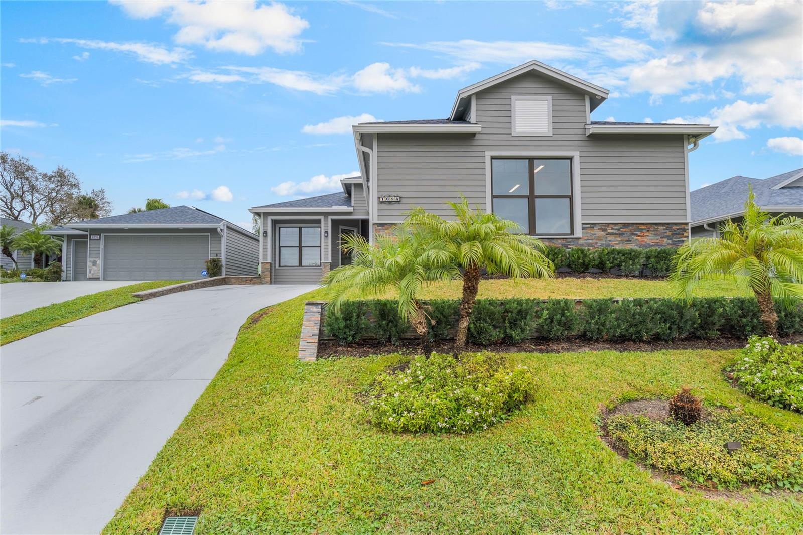 1094 RED MAPLE WAY