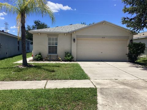 Photo of 7719 Carriage Pointe Drive, Gibsonton, FL 33534 (MLS # TB8397392) Photo of 7719 Carriage Pointe Drive, Gibsonton, FL 33534 (MLS # TB8397392)