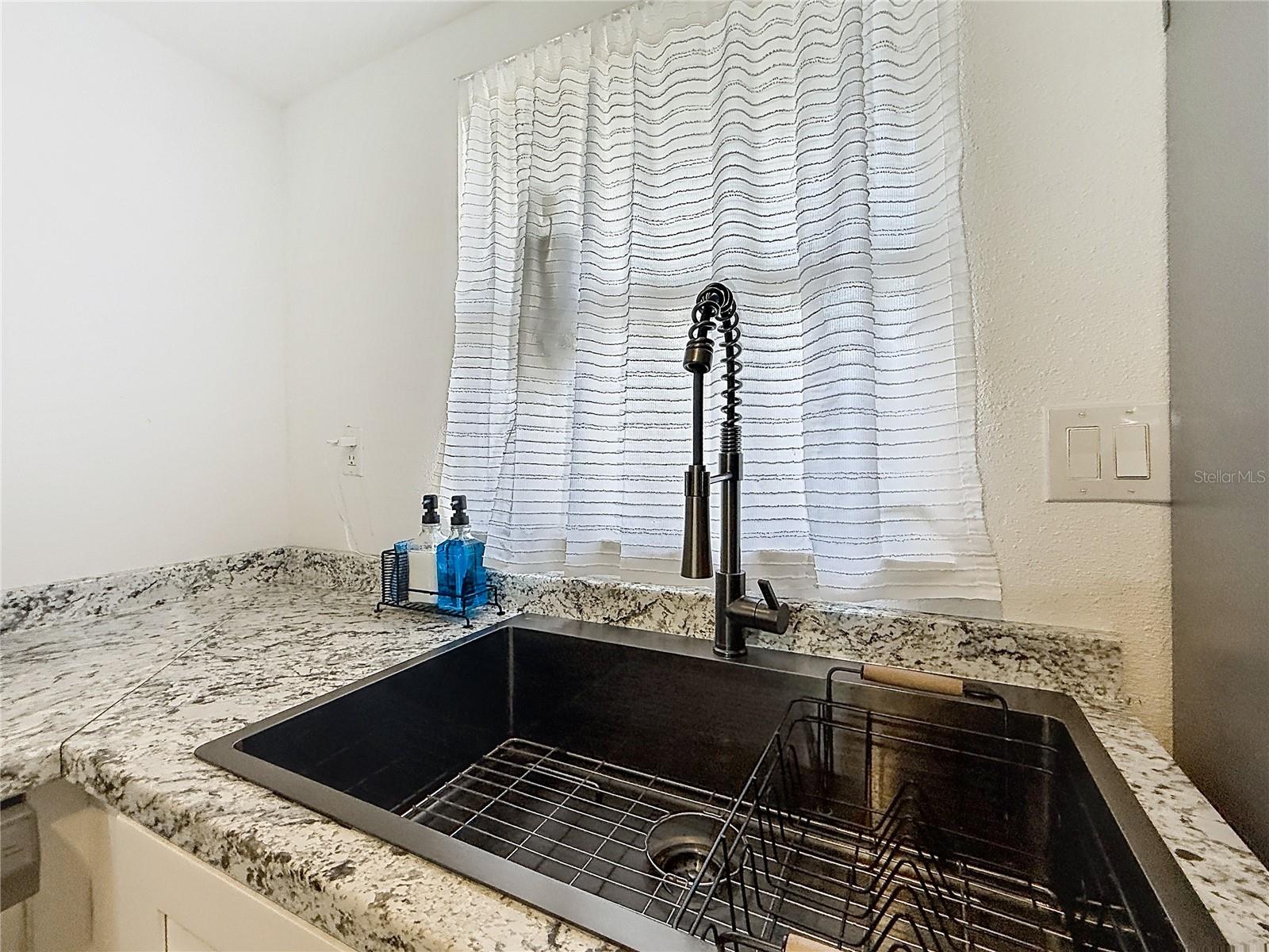 THE BAY VILLAS - Residential