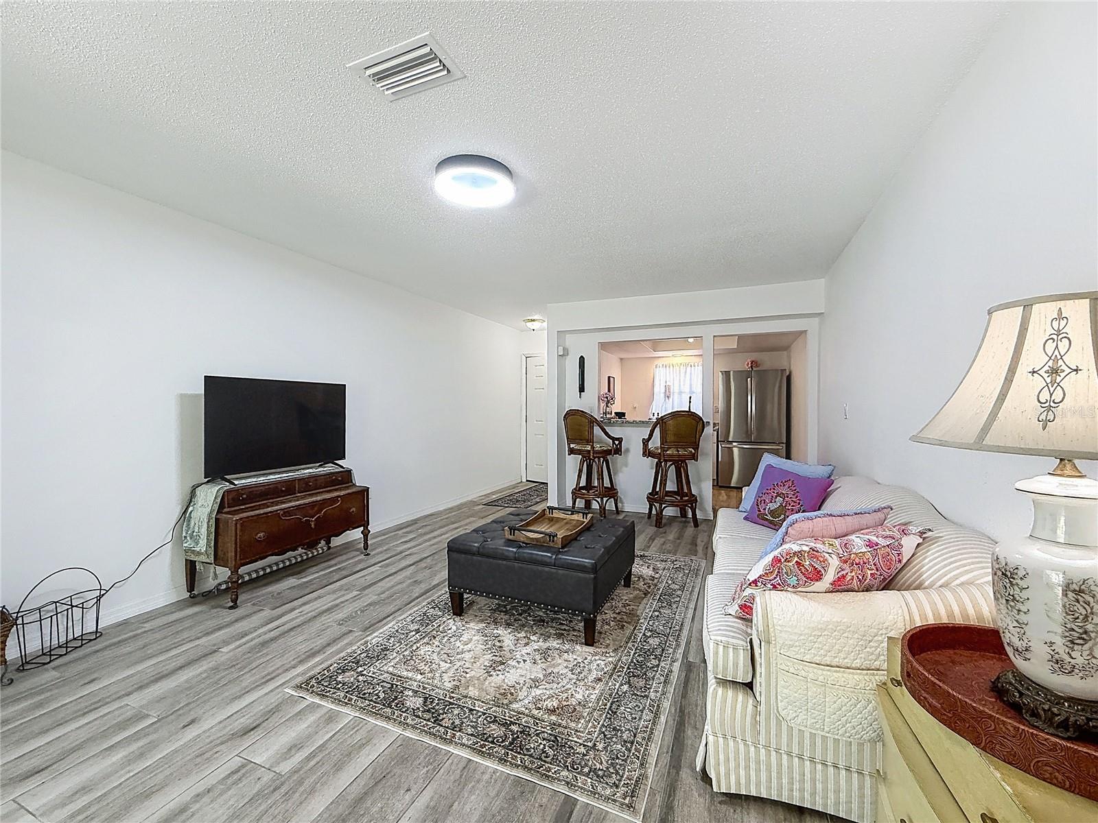 THE BAY VILLAS - Residential