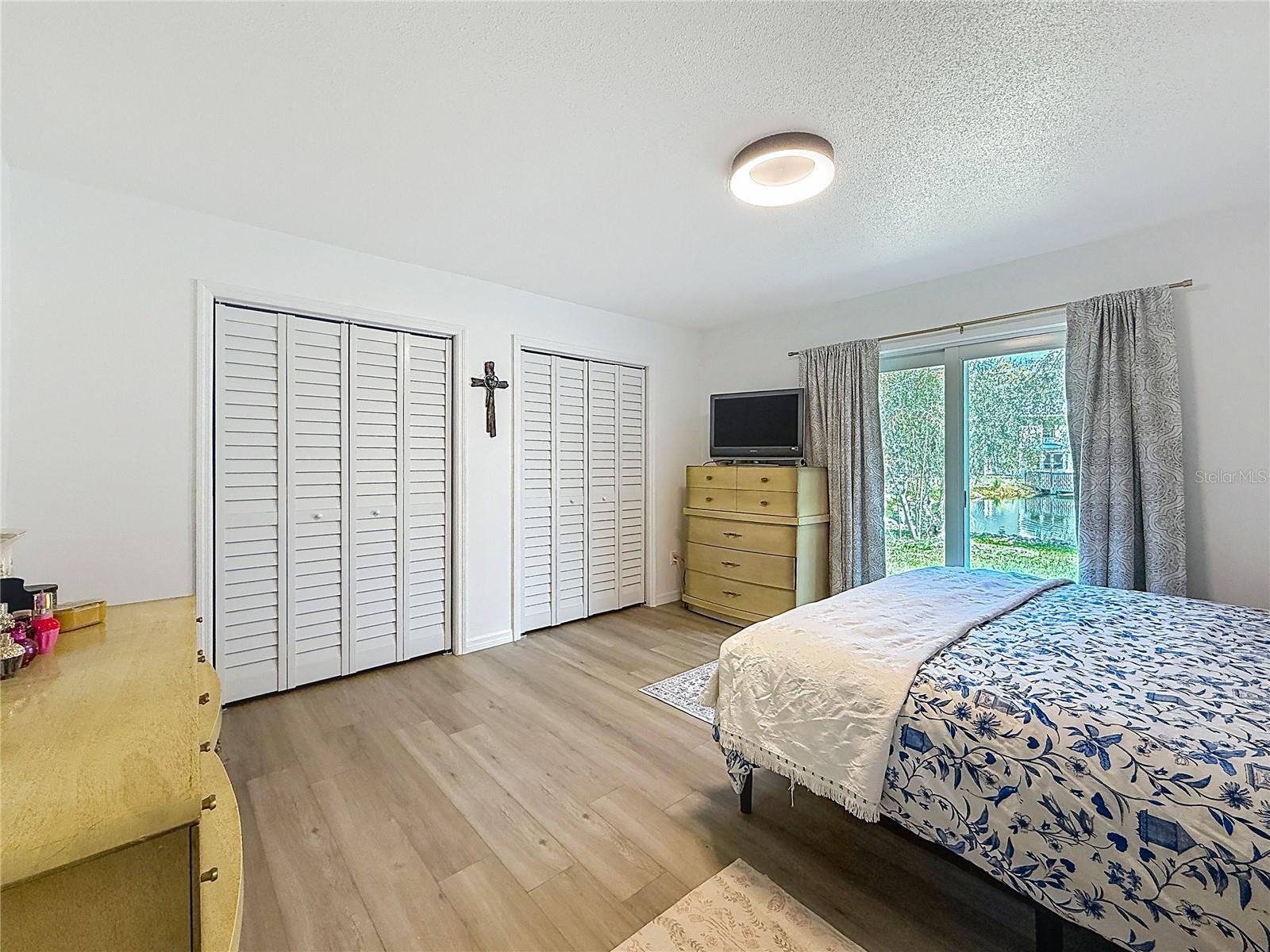 THE BAY VILLAS - Residential