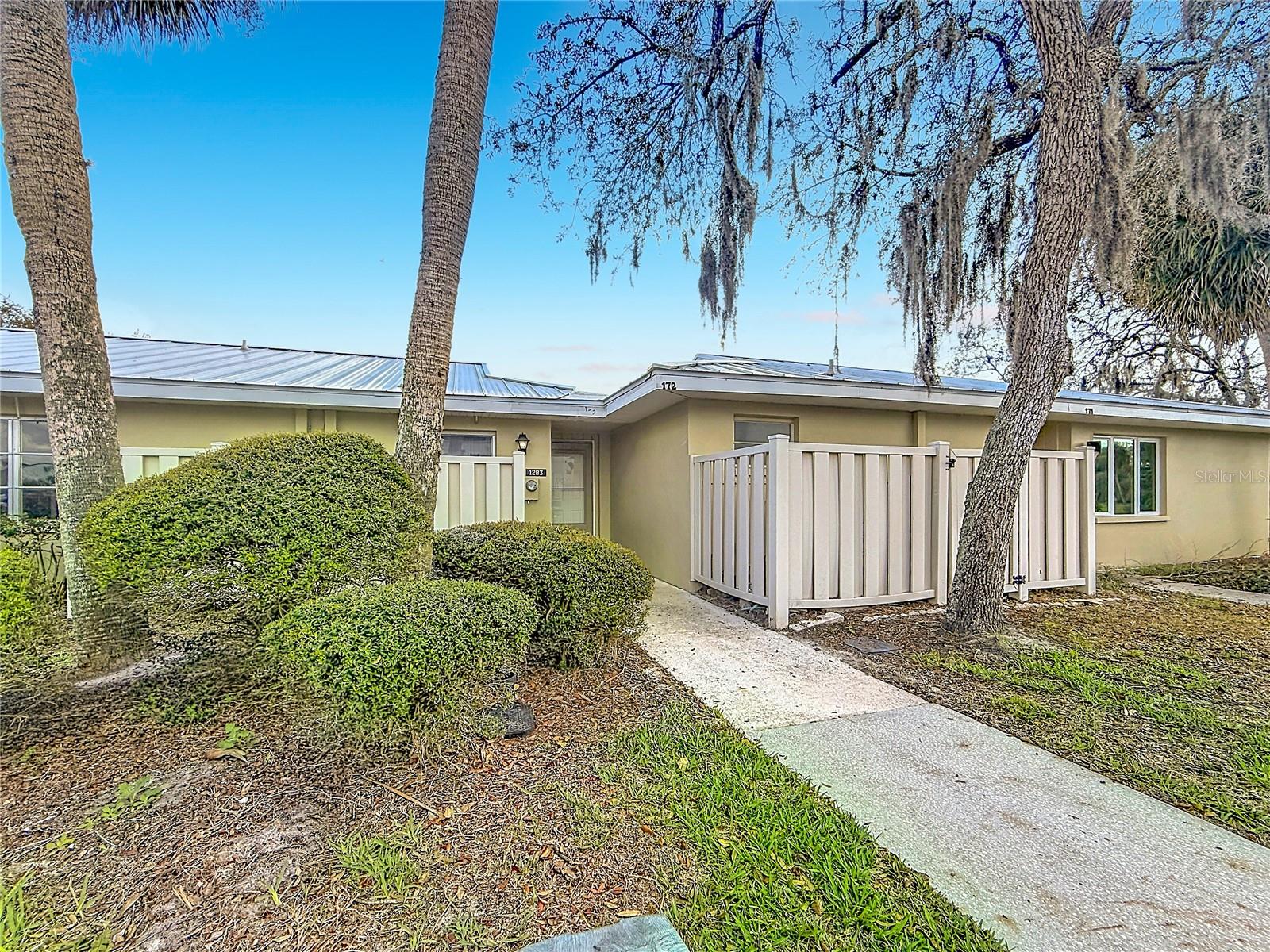 THE BAY VILLAS - Residential