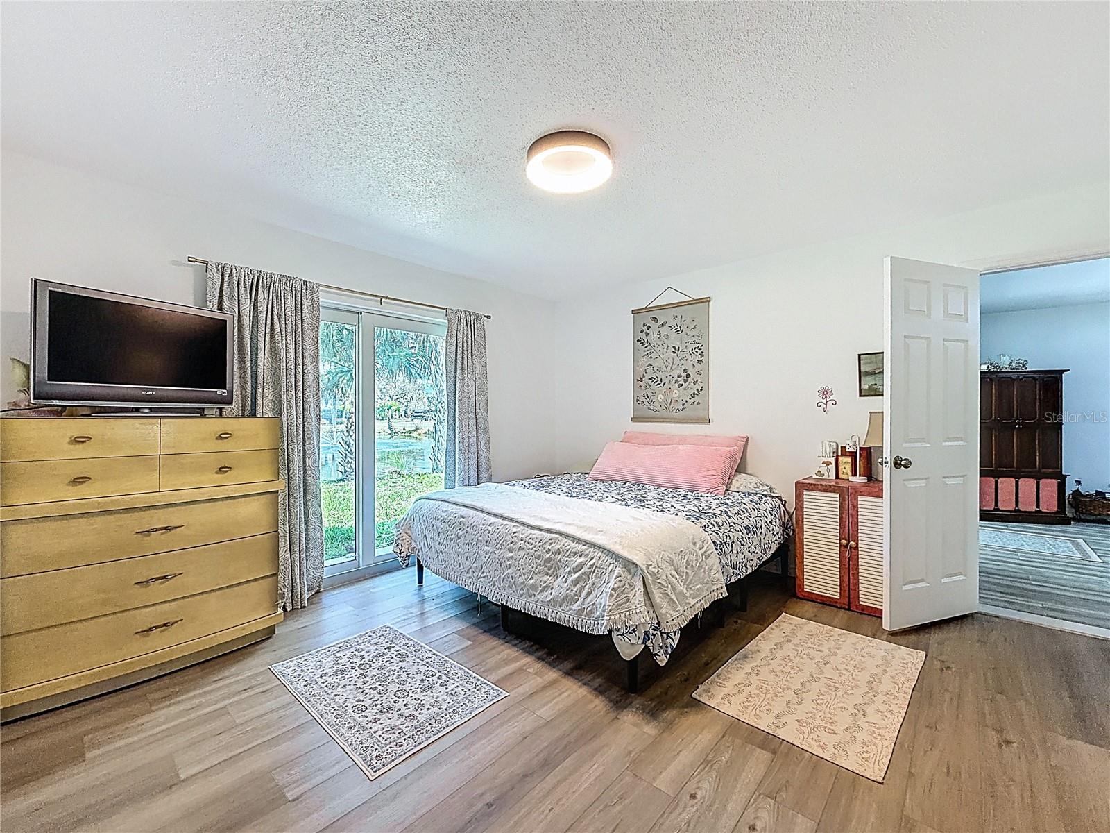 THE BAY VILLAS - Residential