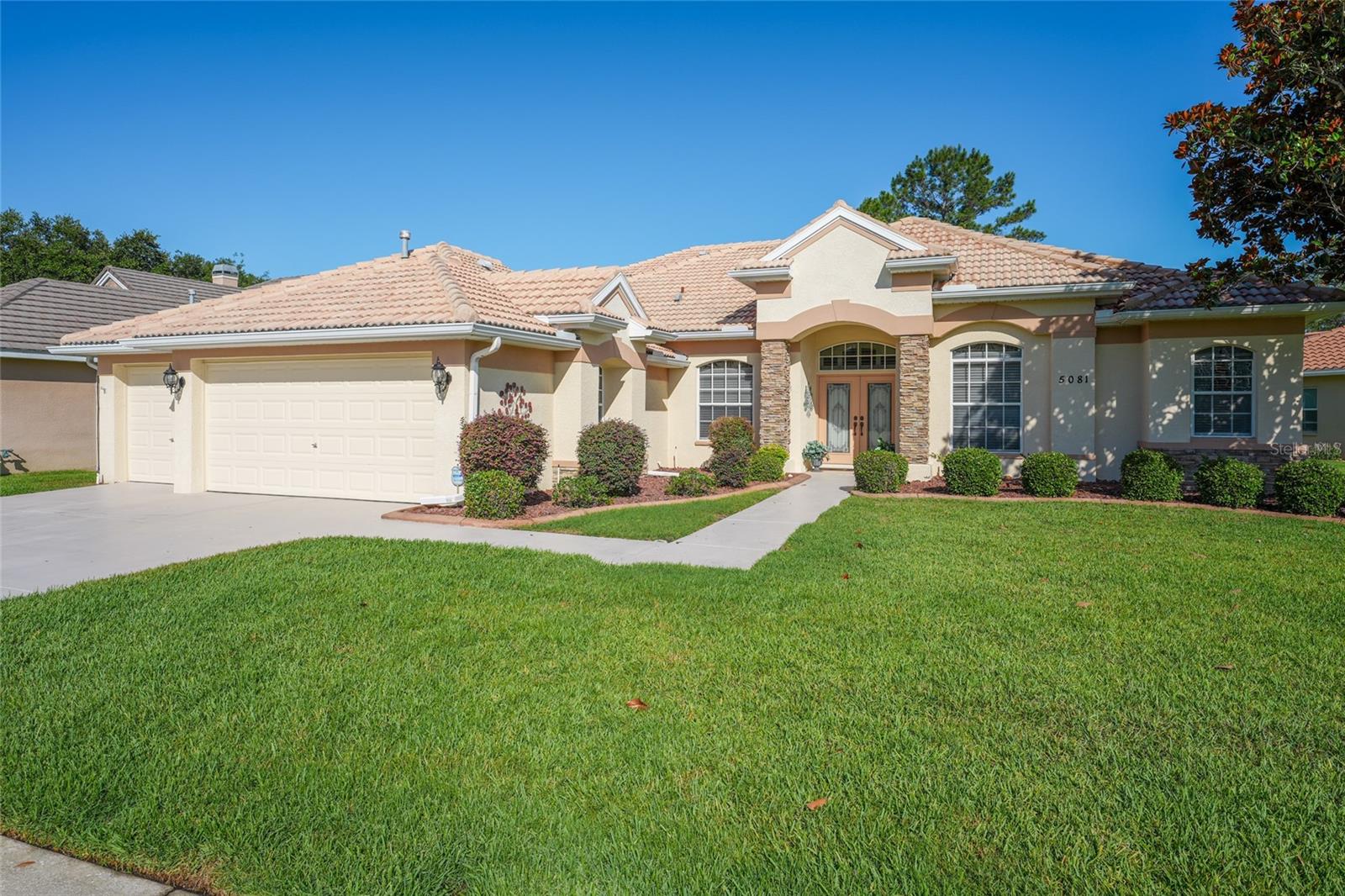 HERNANDO OAKS PH 1 - Residential