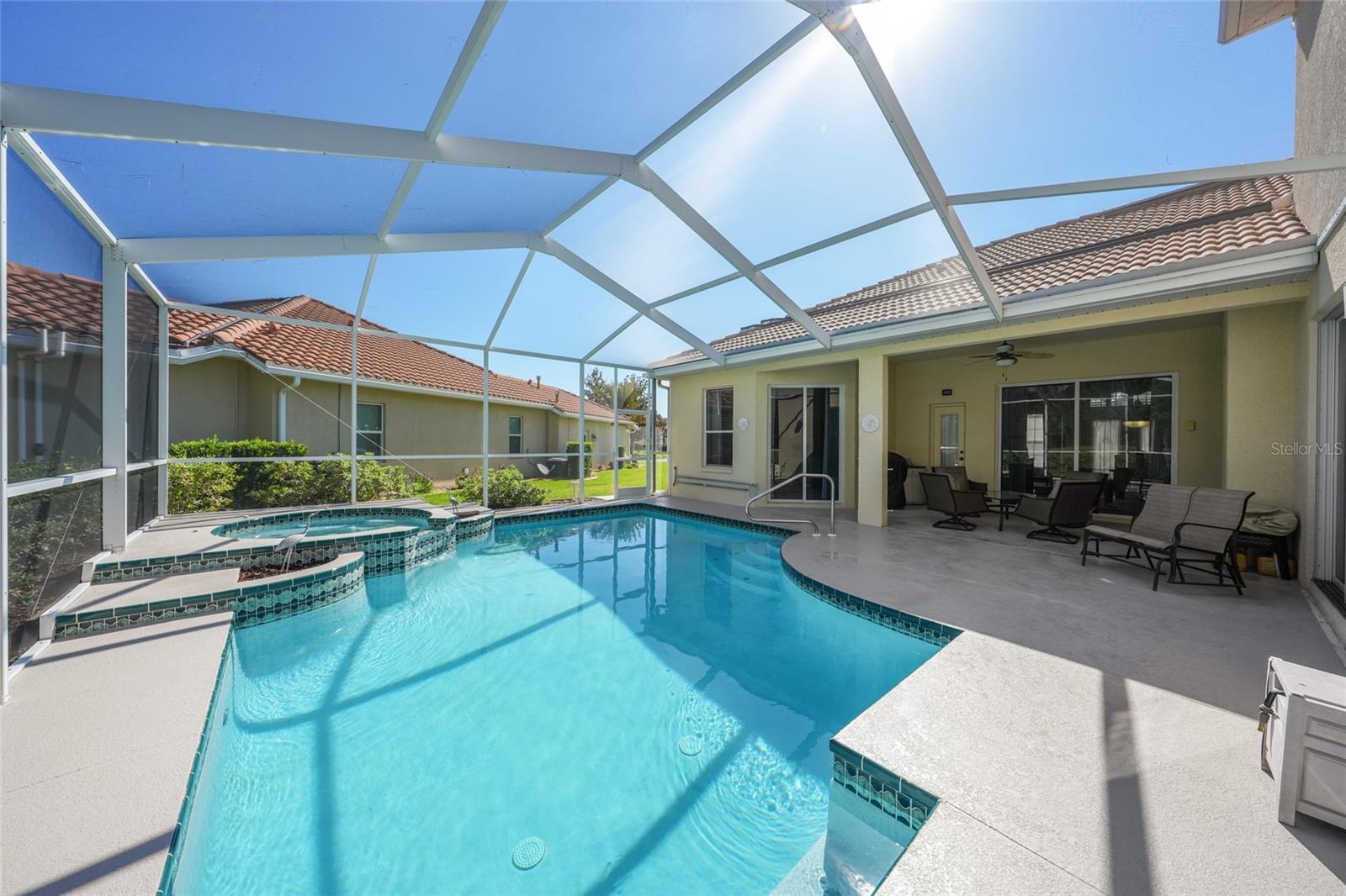 HERNANDO OAKS PH 1 - Residential