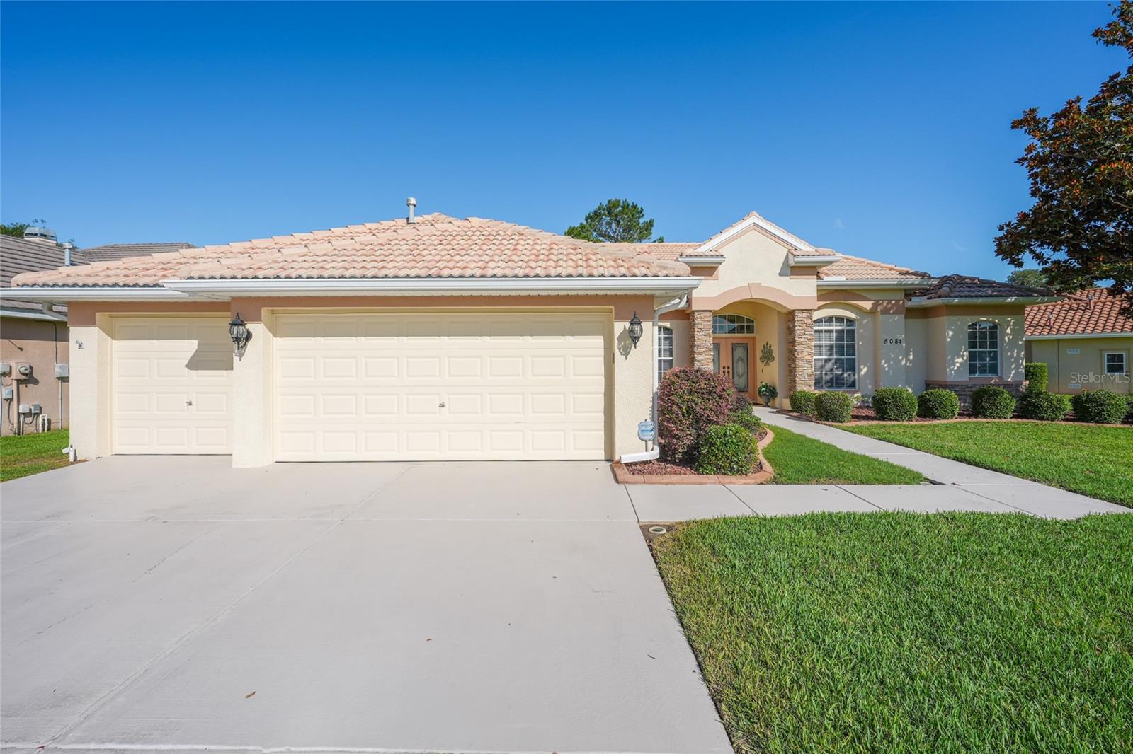 HERNANDO OAKS PH 1 - Residential