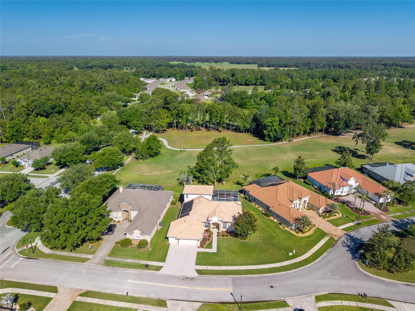 HERNANDO OAKS PH 1 - Residential