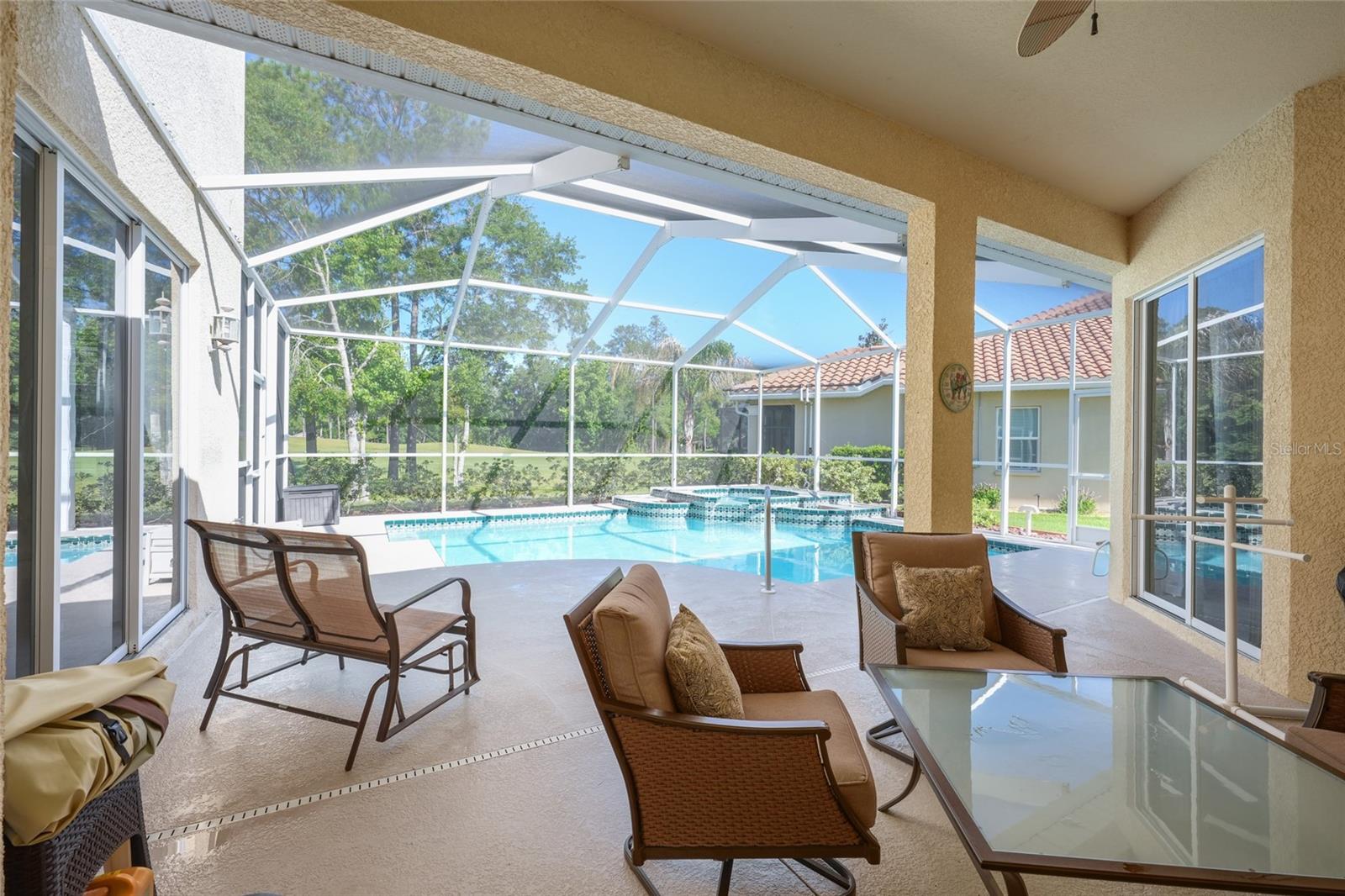 HERNANDO OAKS PH 1 - Residential