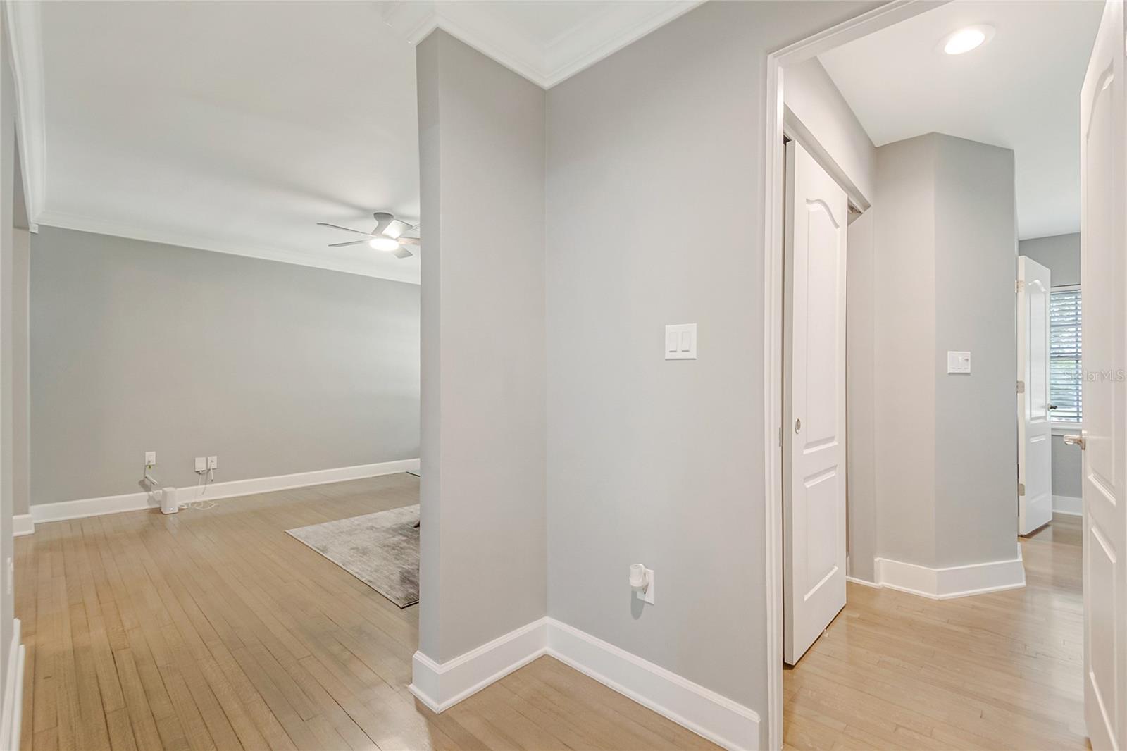 ORLANDO HLNDS - Residential
