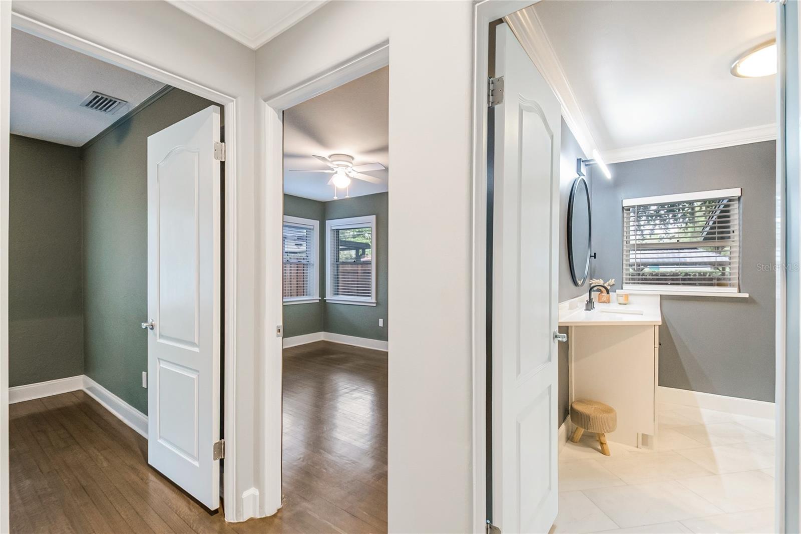 ORLANDO HLNDS - Residential