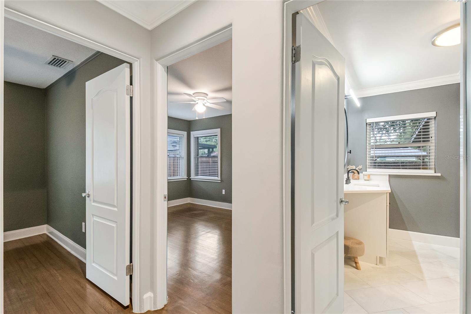 ORLANDO HLNDS - Residential