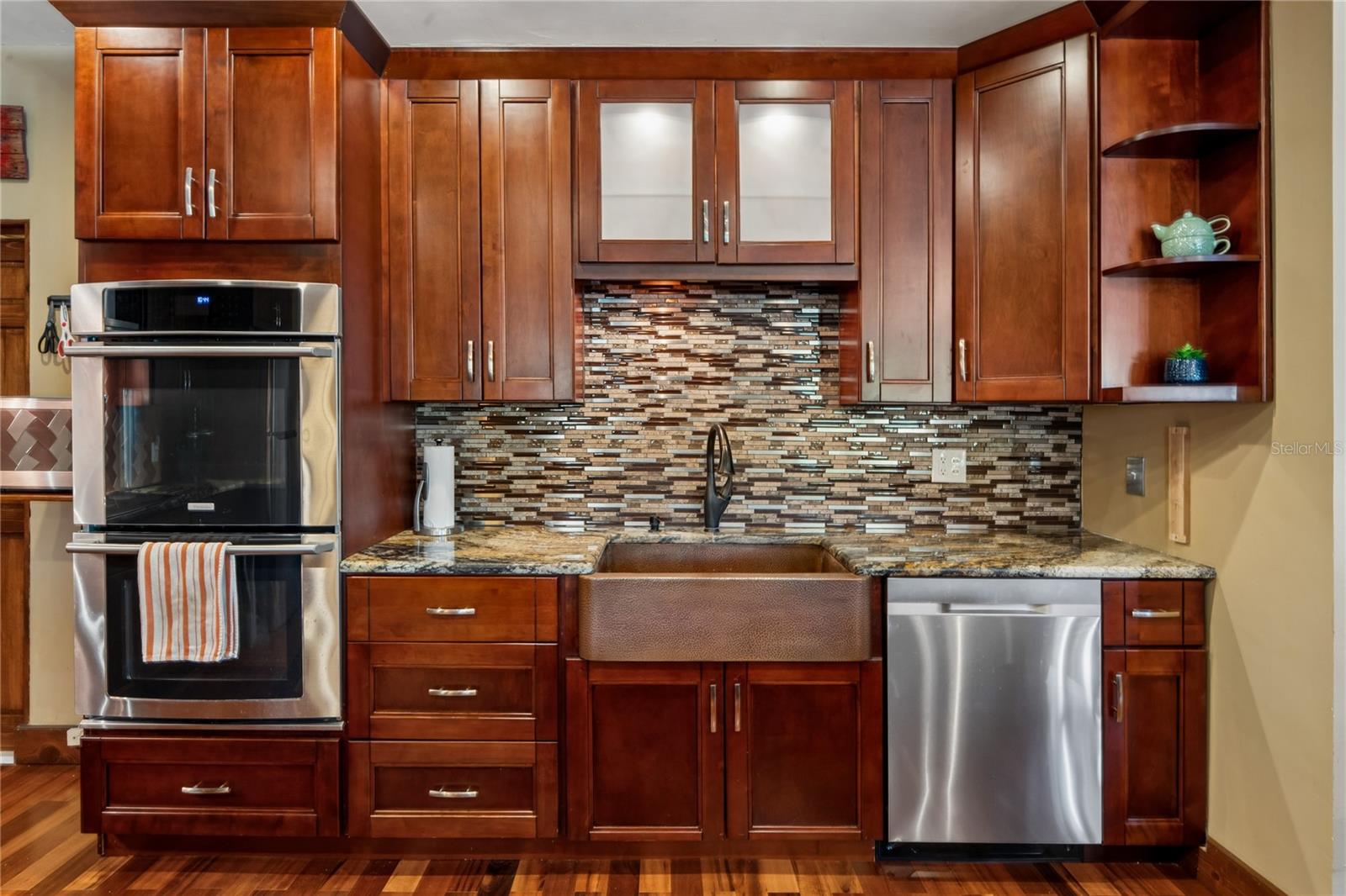 SHADOWLAWN ANNEX - Residential