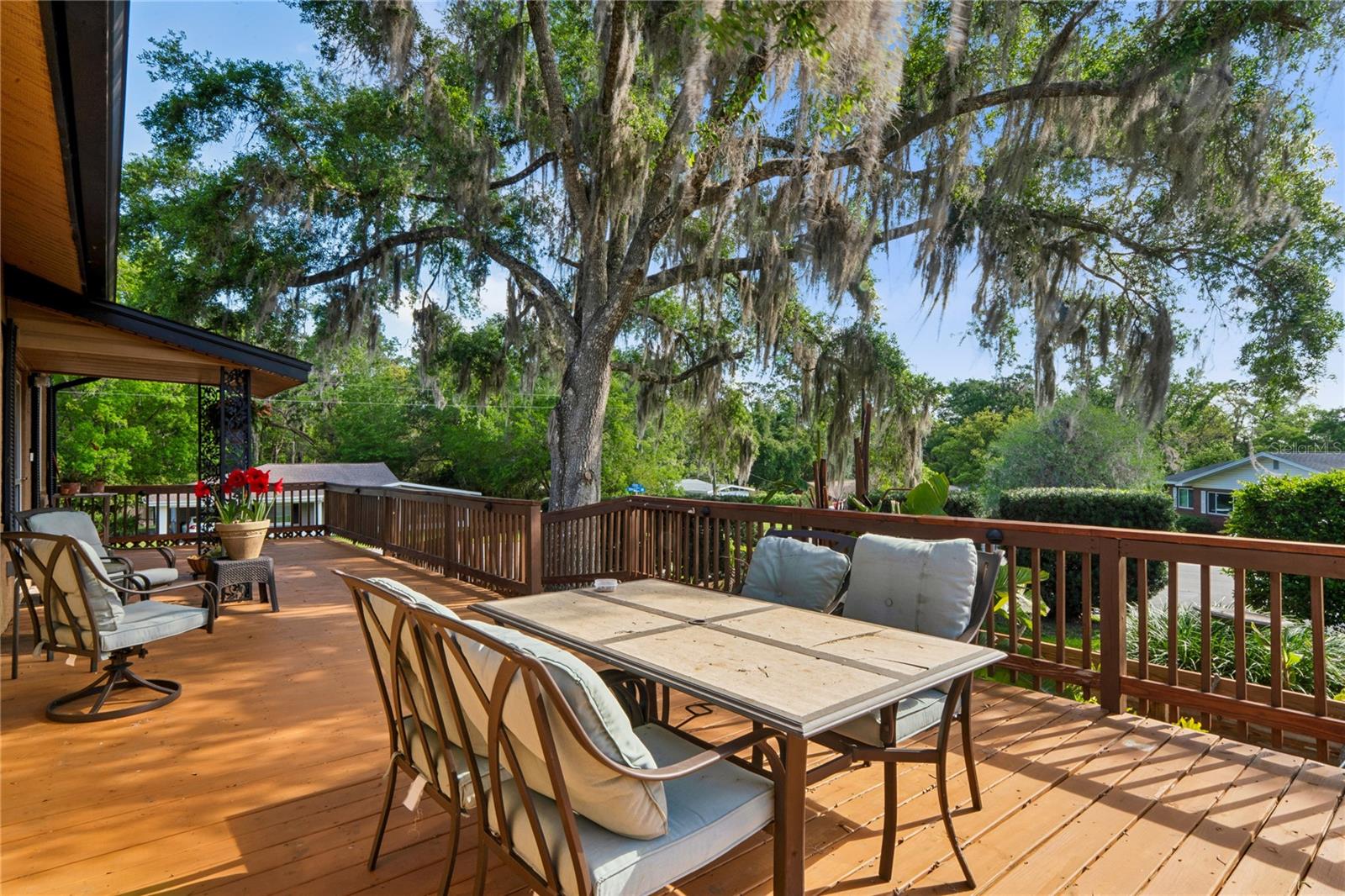 SHADOWLAWN ANNEX - Residential