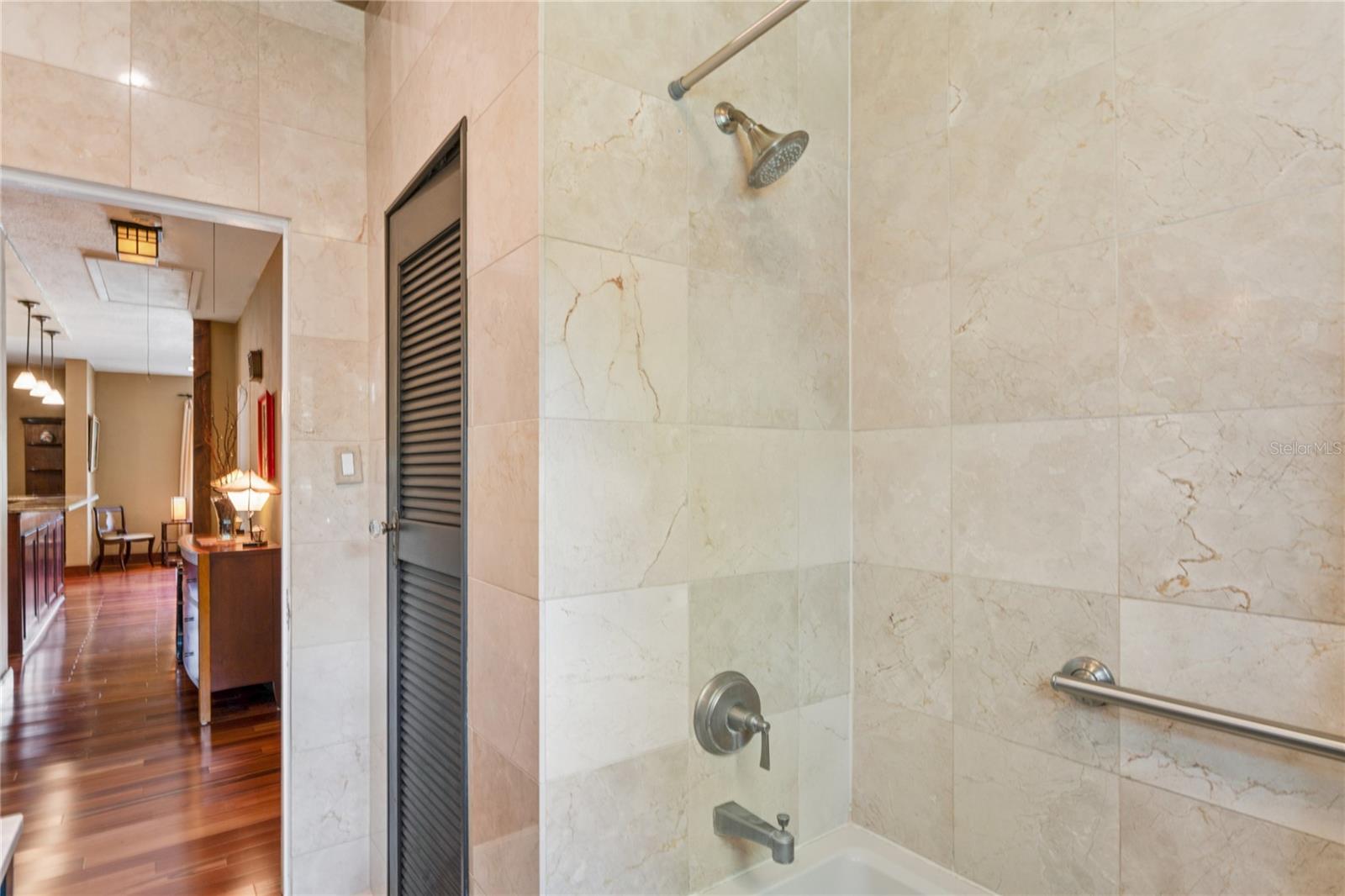 SHADOWLAWN ANNEX - Residential