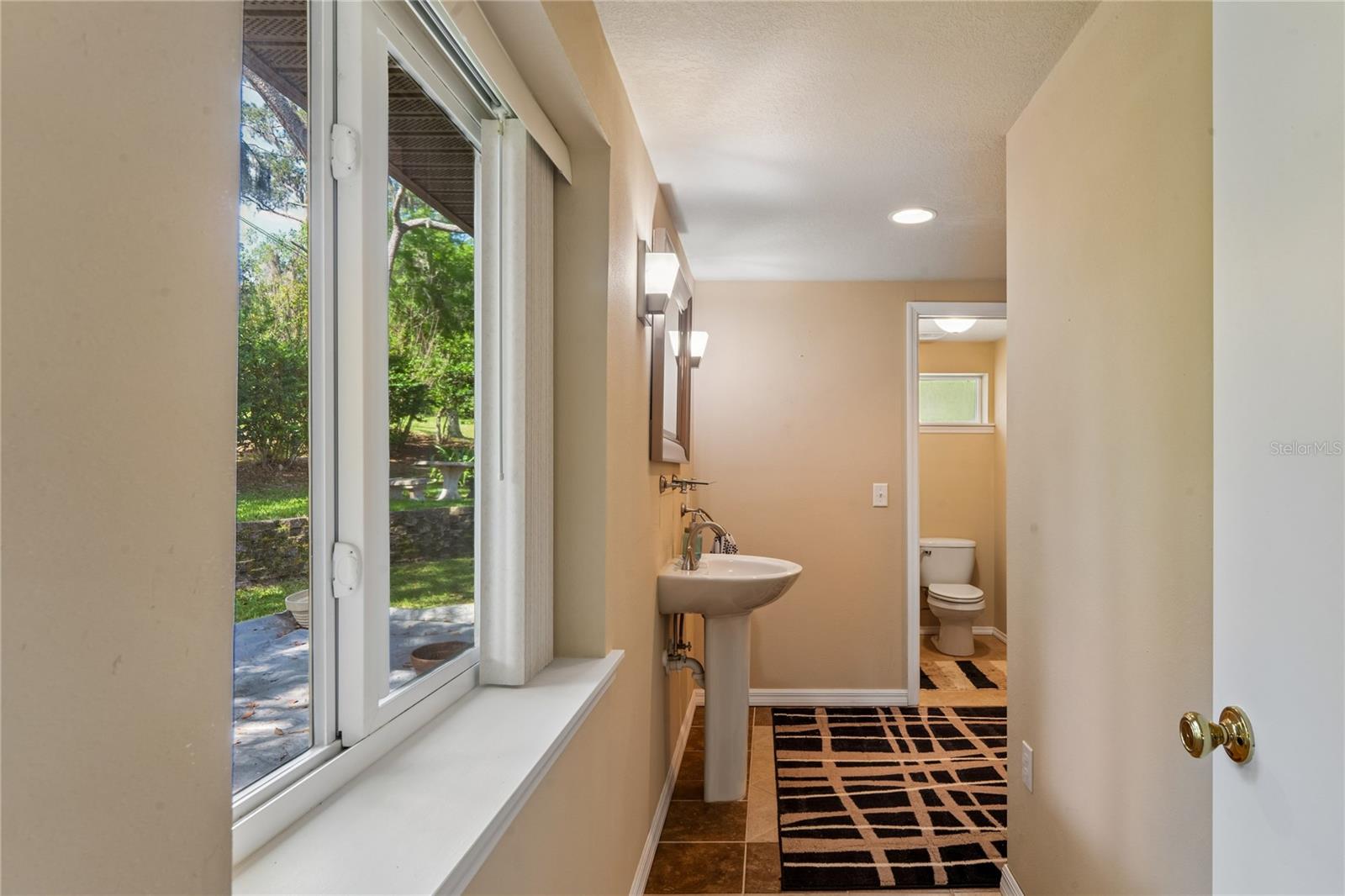 SHADOWLAWN ANNEX - Residential