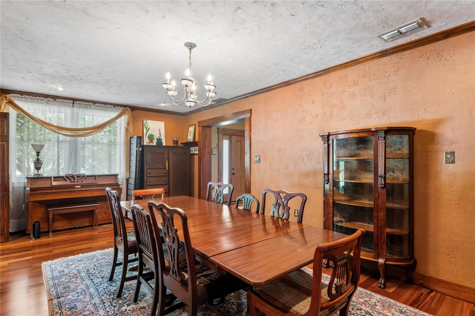 SHADOWLAWN ANNEX - Residential