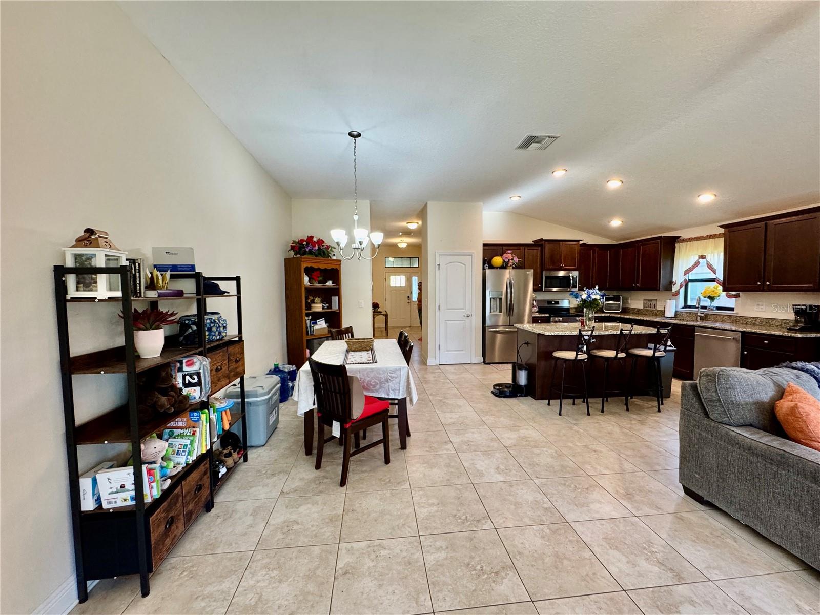 WOODS OF MOCCASIN WALLOW PH II - Residential Lease