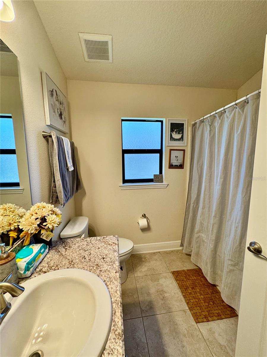 WOODS OF MOCCASIN WALLOW PH II - Residential Lease