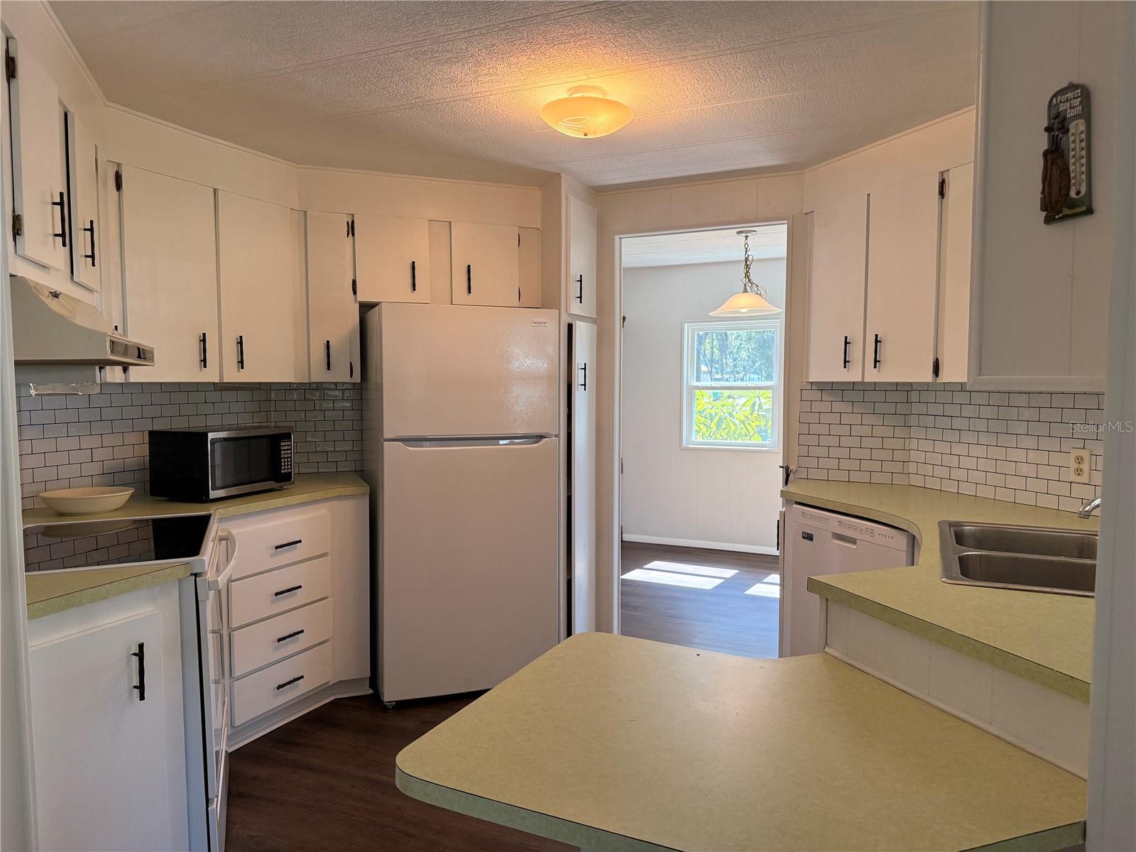 CONTINENTAL CAMPER RESORTS INC - Residential