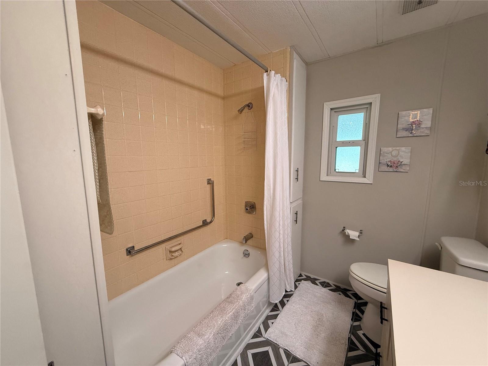 CONTINENTAL CAMPER RESORTS INC - Residential