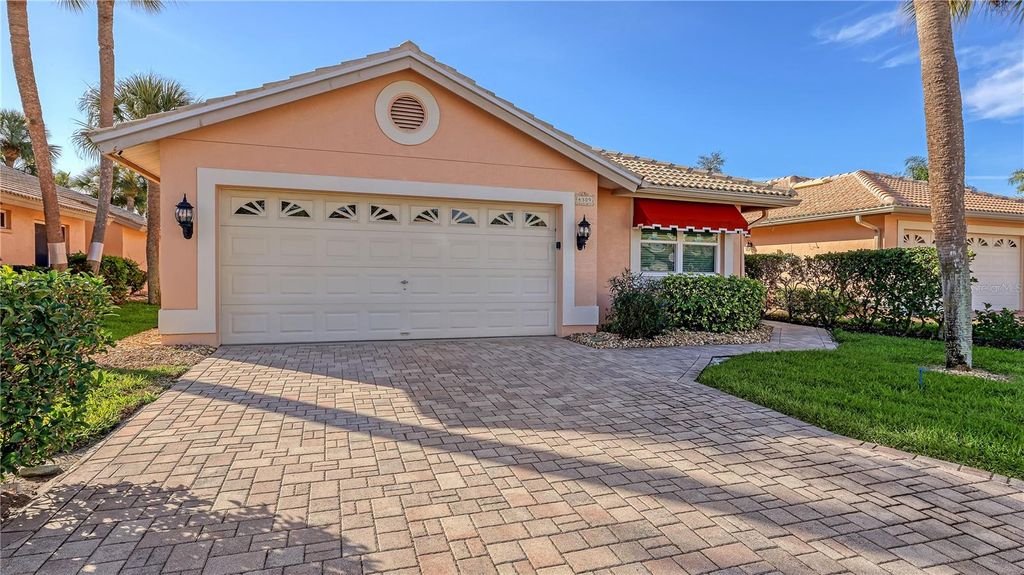 Photo of 4309 Turnberry Court, Bradenton, FL 34210 (MLS # O6373480)