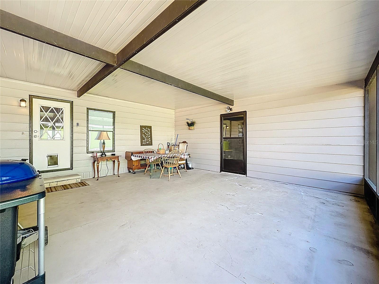 LAKE FRANCES ESTATES UNIT 04 - Residential