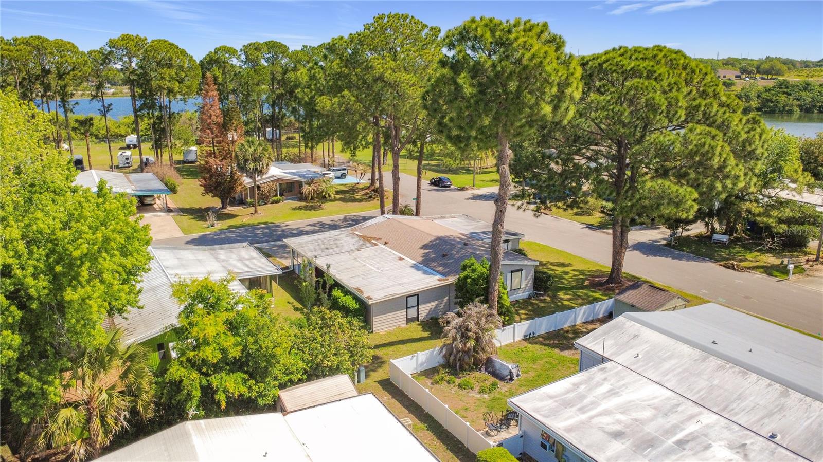 LAKE FRANCES ESTATES UNIT 04 - Residential