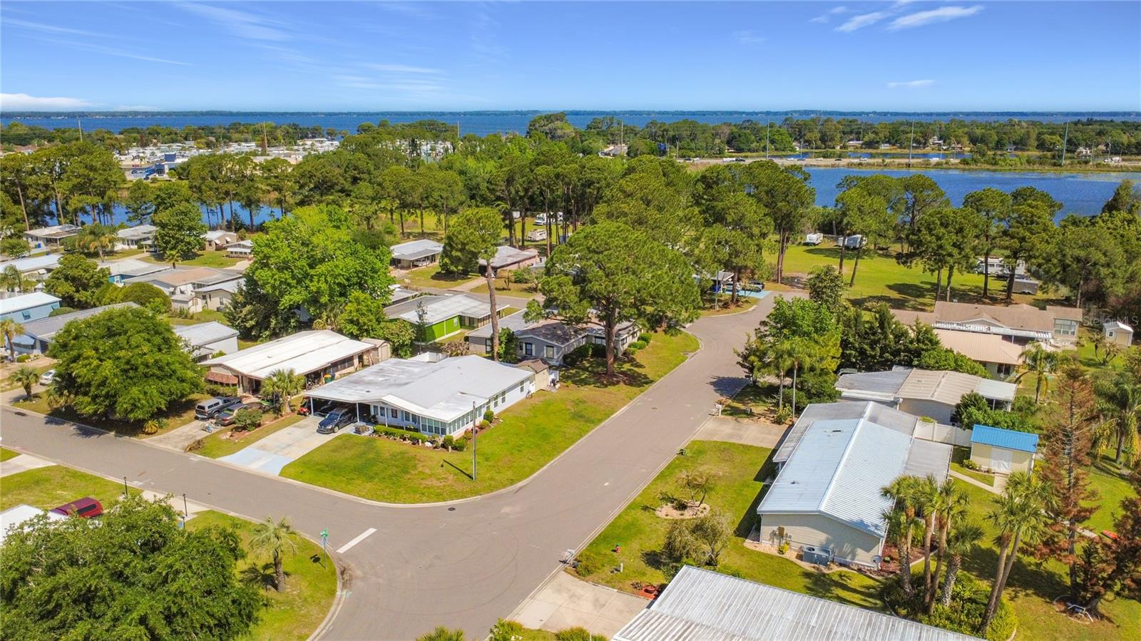 LAKE FRANCES ESTATES UNIT 04 - Residential