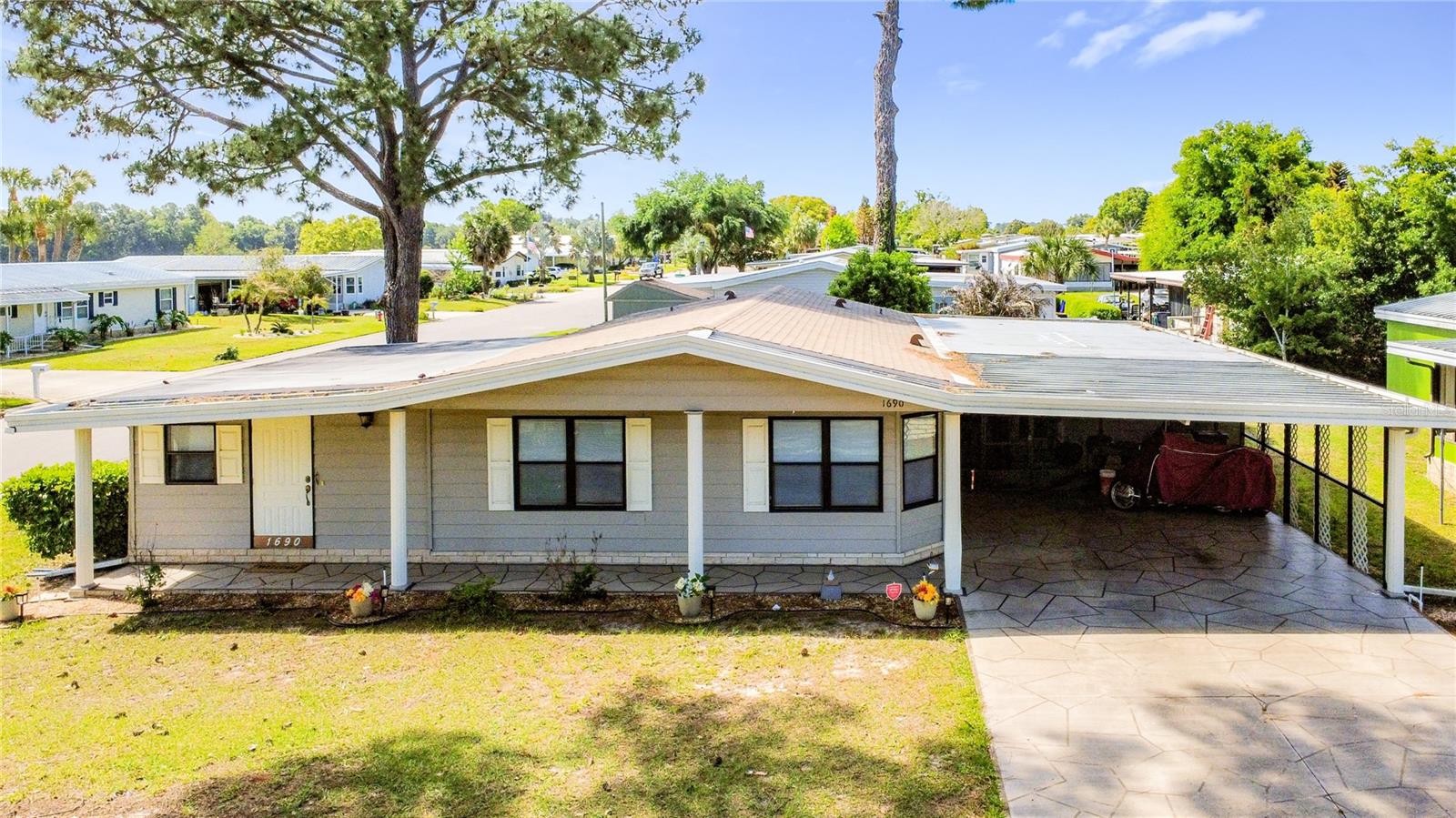 LAKE FRANCES ESTATES UNIT 04 - Residential