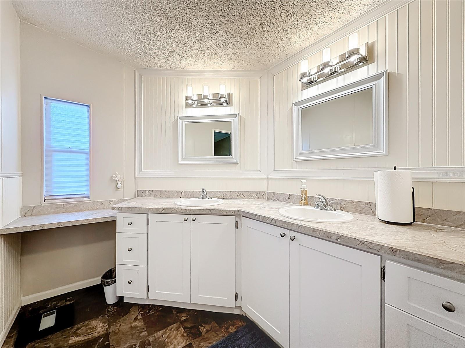 LAKE FRANCES ESTATES UNIT 04 - Residential