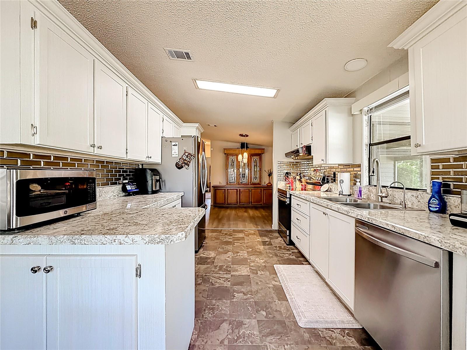 LAKE FRANCES ESTATES UNIT 04 - Residential