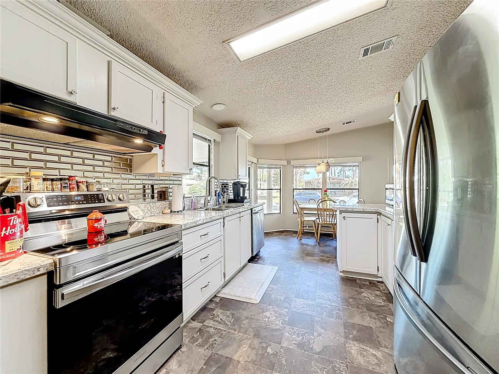 LAKE FRANCES ESTATES UNIT 04 - Residential