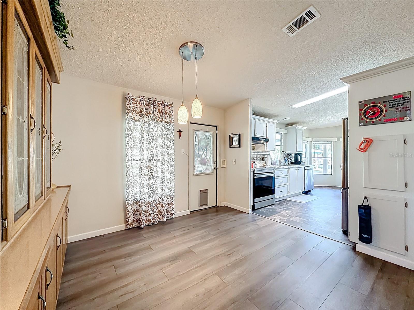 LAKE FRANCES ESTATES UNIT 04 - Residential