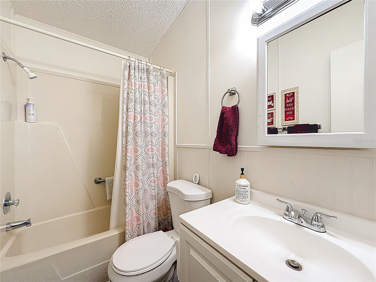 LAKE FRANCES ESTATES UNIT 04 - Residential