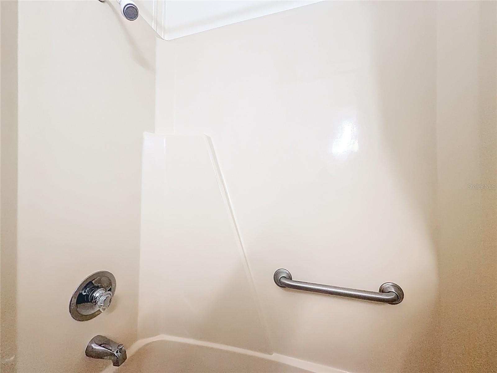 LAKE FRANCES ESTATES UNIT 04 - Residential