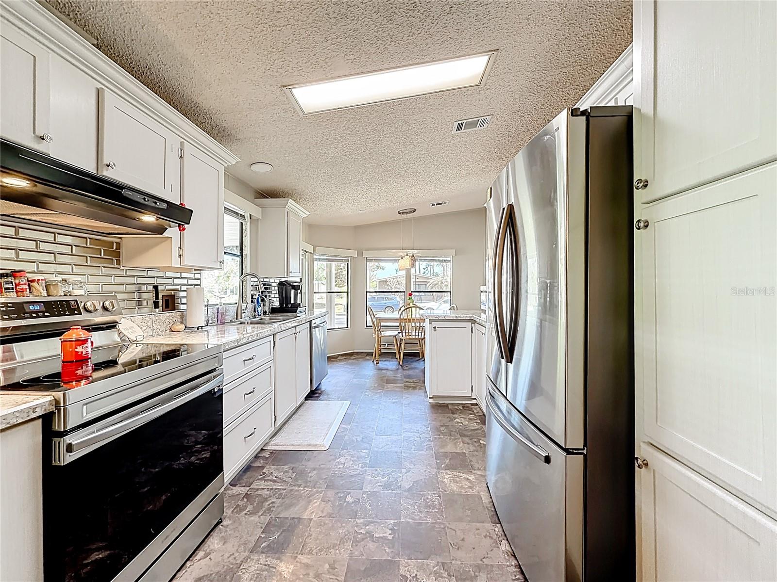 LAKE FRANCES ESTATES UNIT 04 - Residential