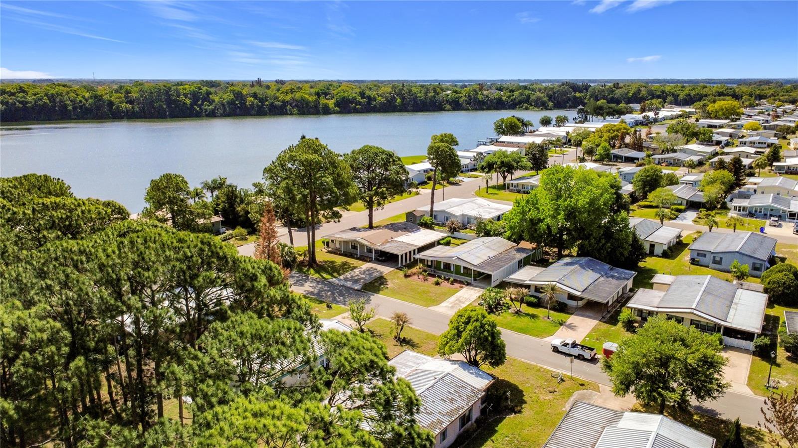 LAKE FRANCES ESTATES UNIT 04 - Residential