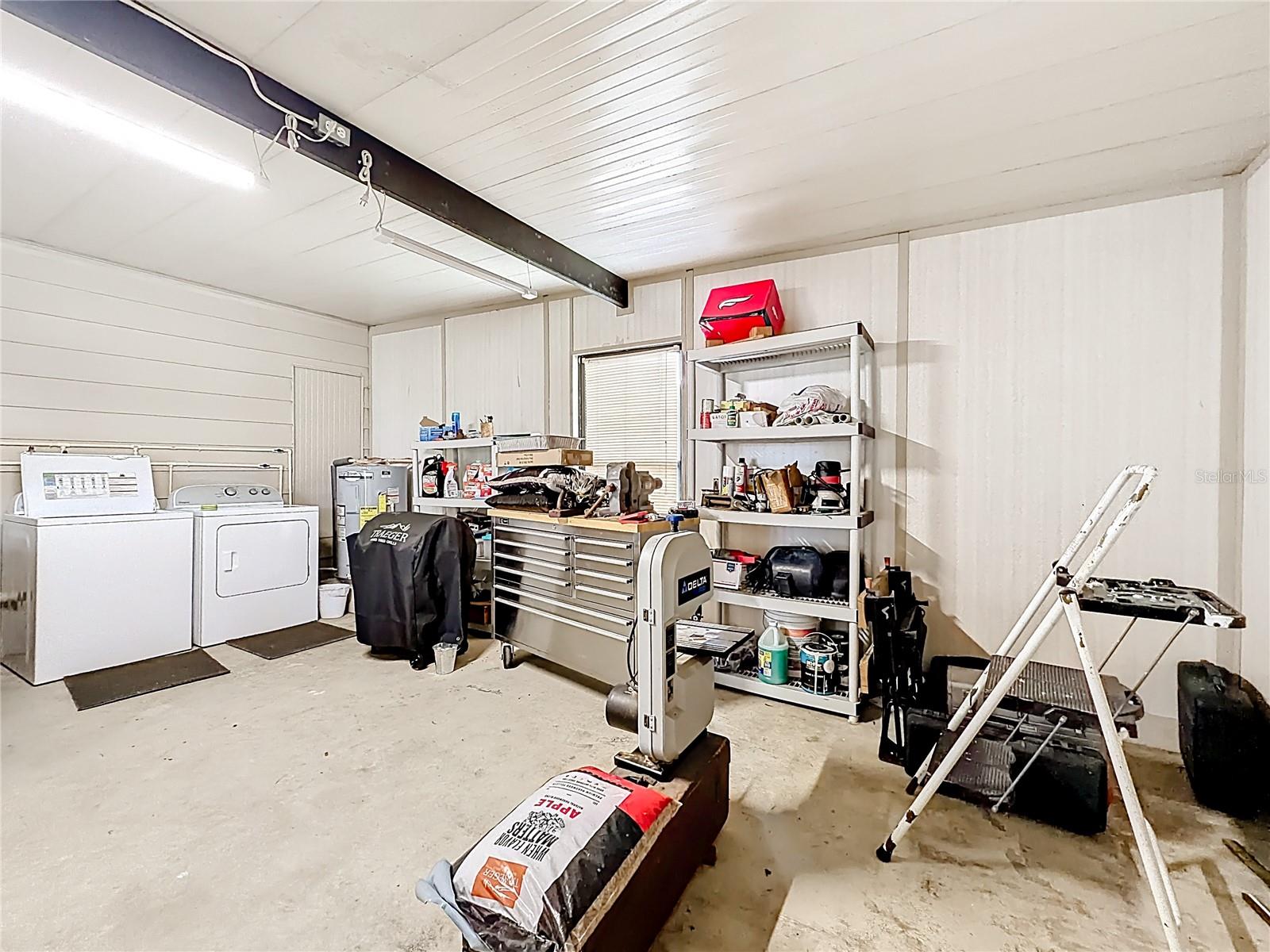 LAKE FRANCES ESTATES UNIT 04 - Residential