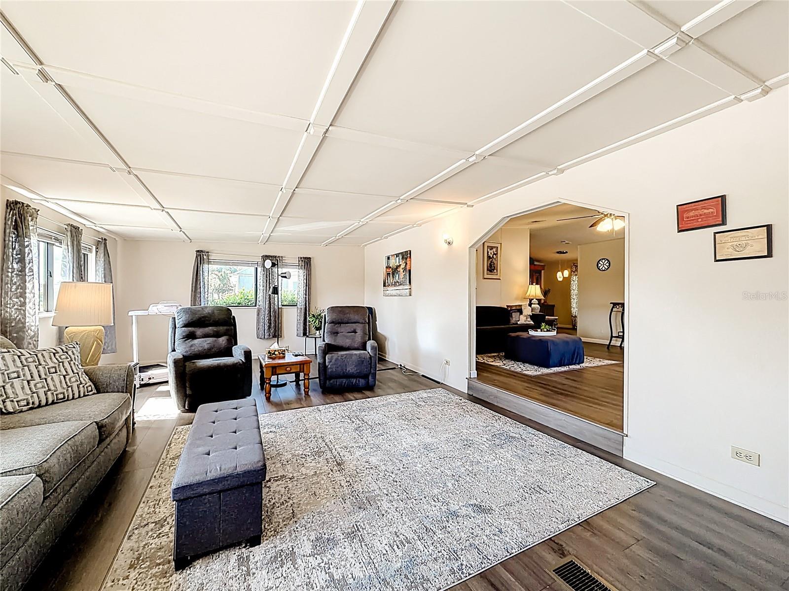 LAKE FRANCES ESTATES UNIT 04 - Residential