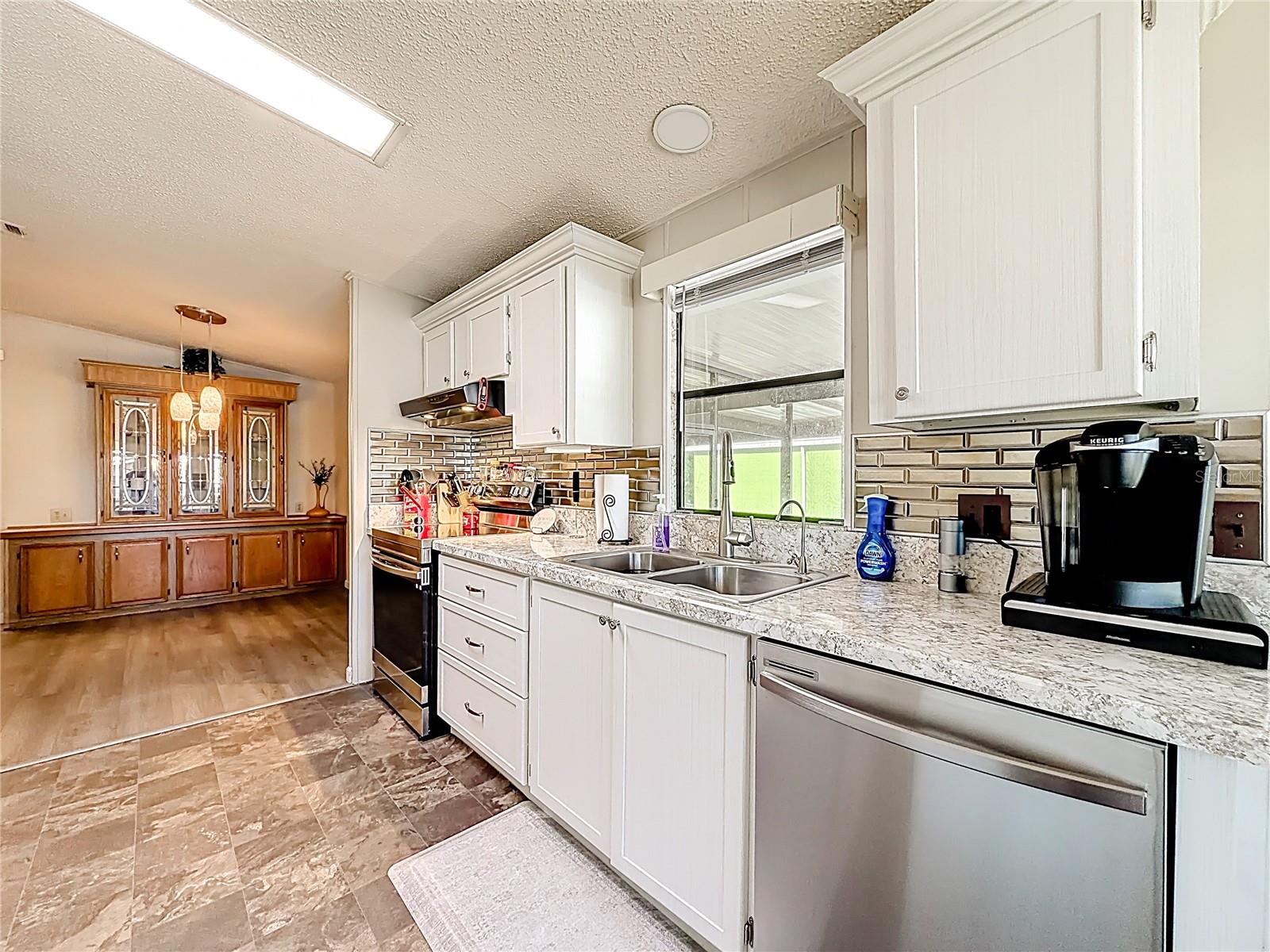 LAKE FRANCES ESTATES UNIT 04 - Residential