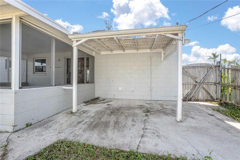 A home in DELTONA