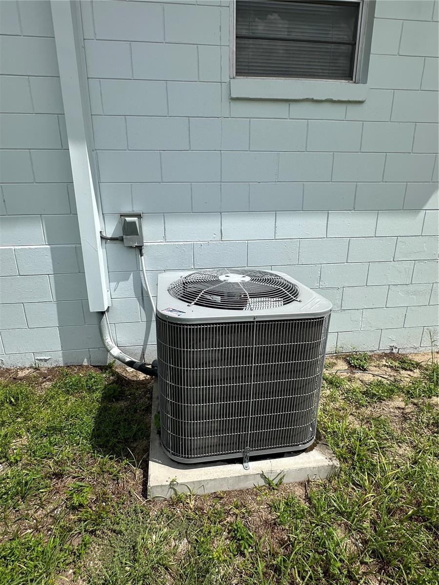 HAINES CITY - Residential