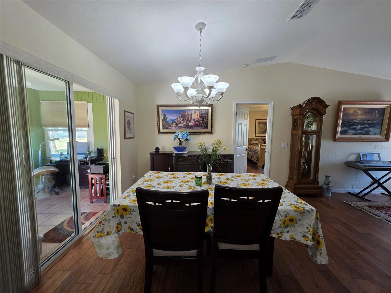 CHERRYWOOD ESTATE - Residential Lease