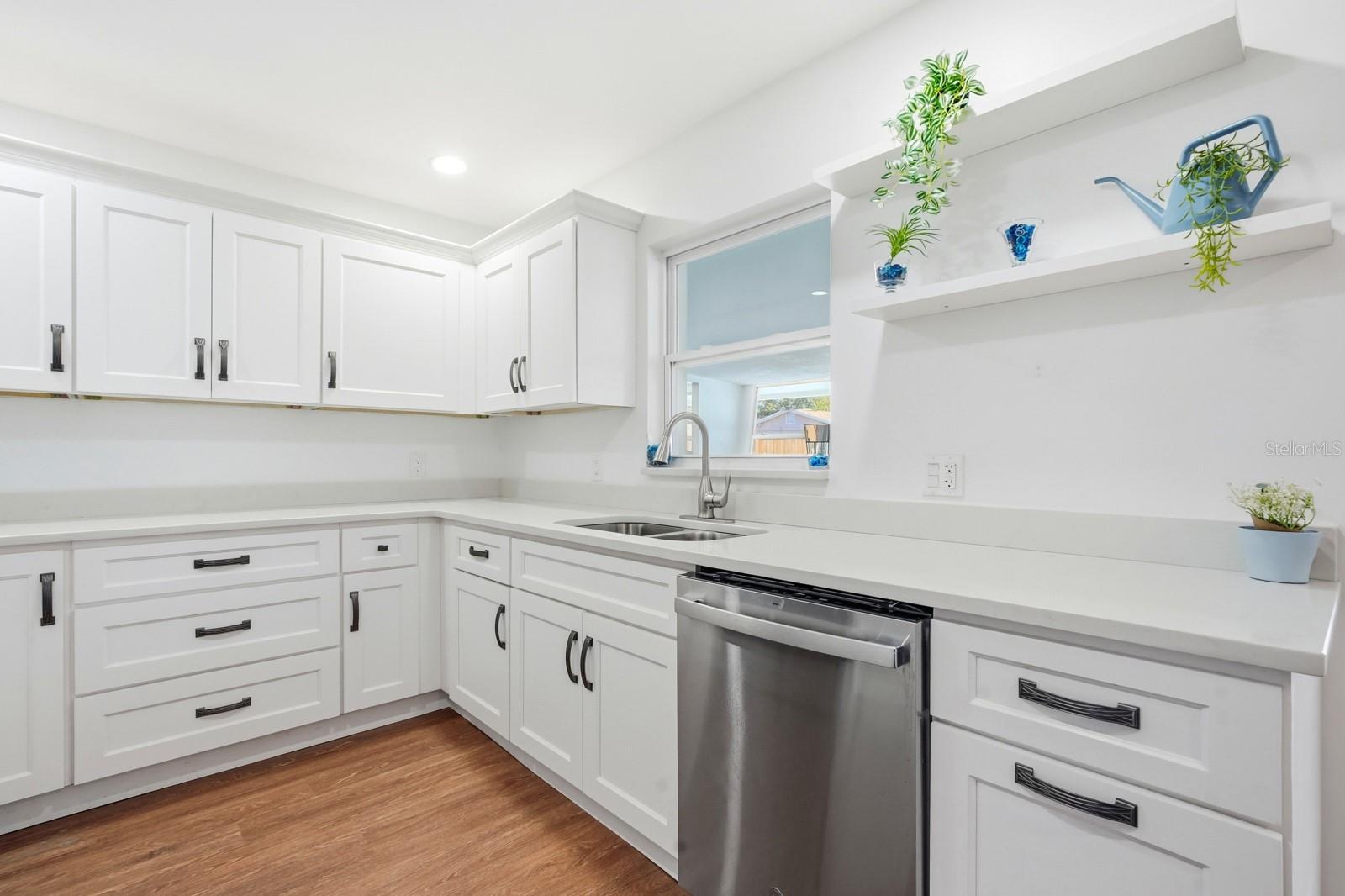 LANTERN PARK UNITS 01 & 02 - Residential