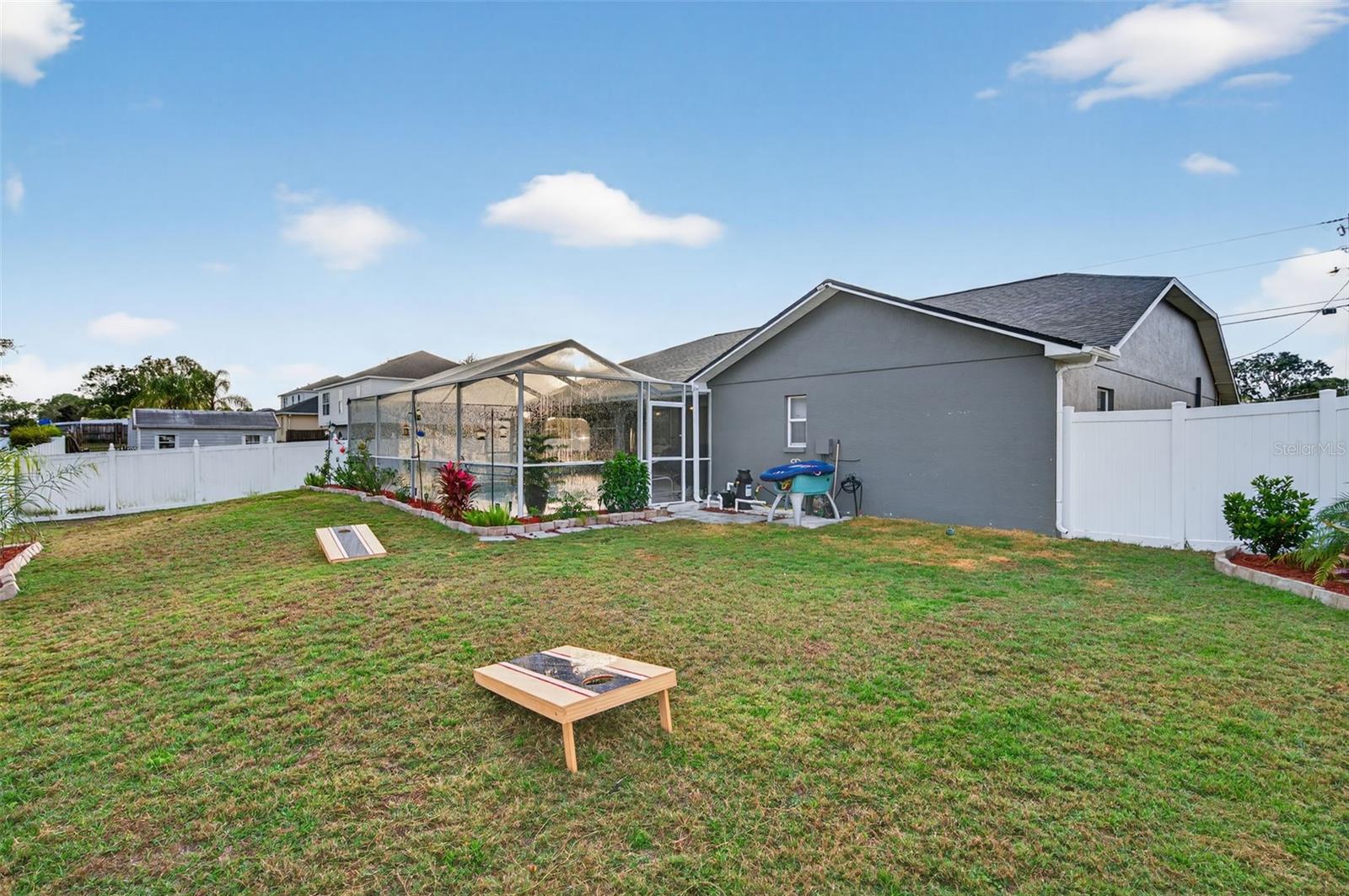 SPRING HILL - Residential