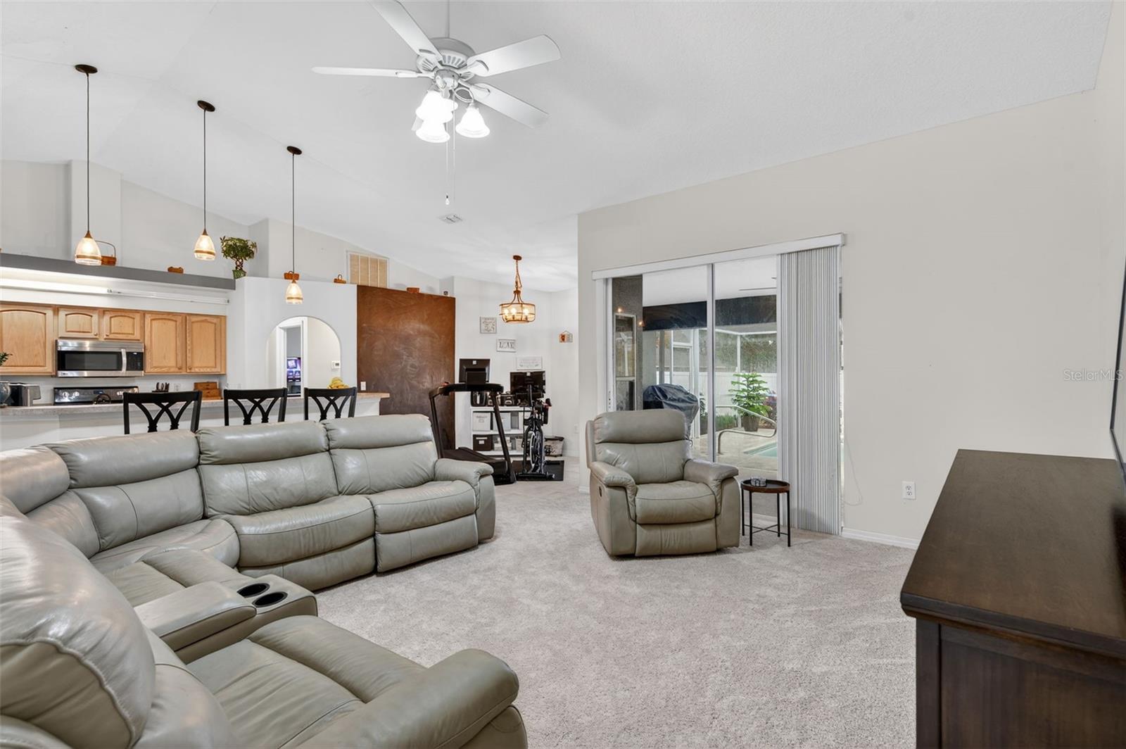 SPRING HILL - Residential