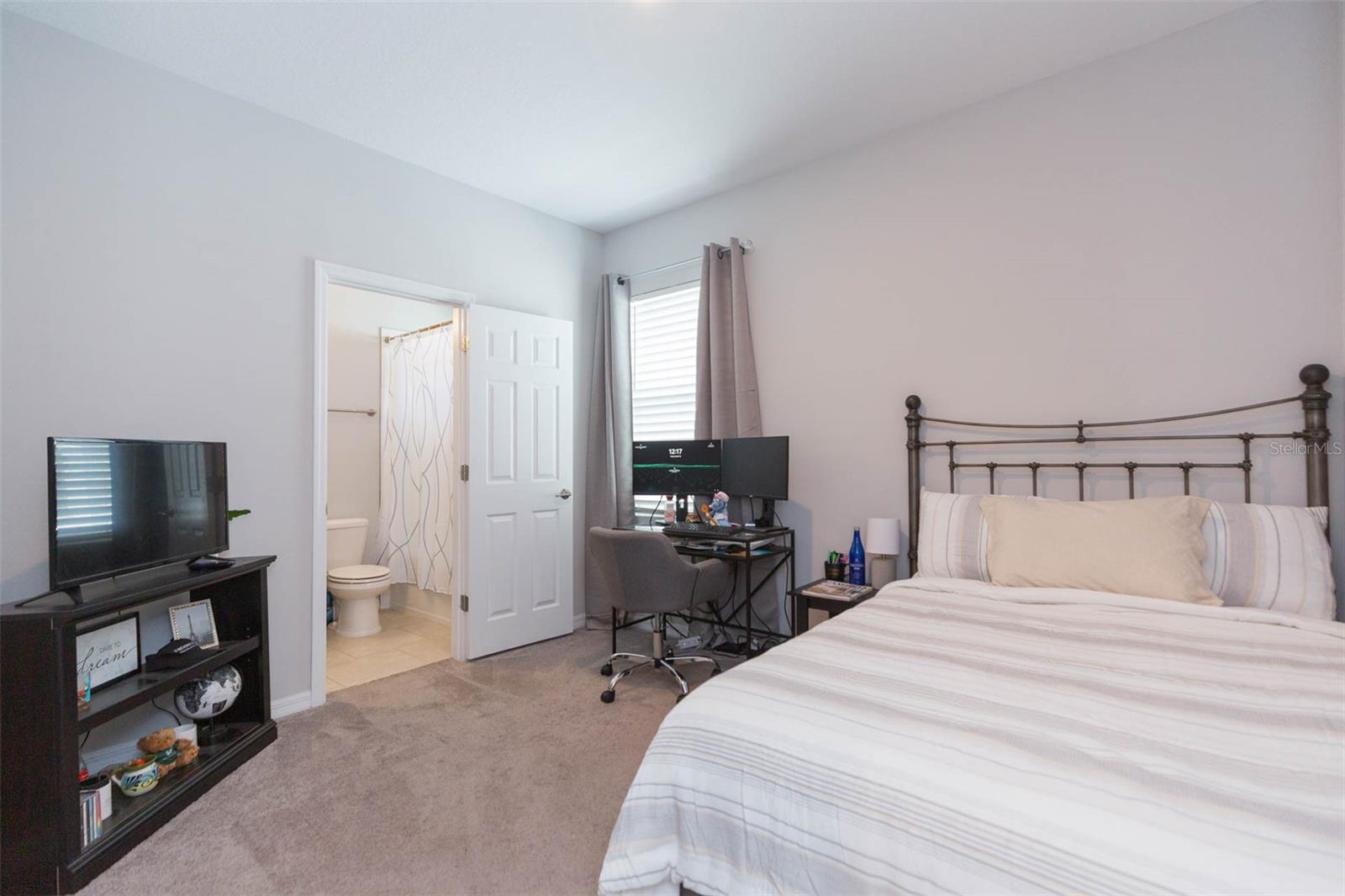 PERSIMMON PARK - Residential