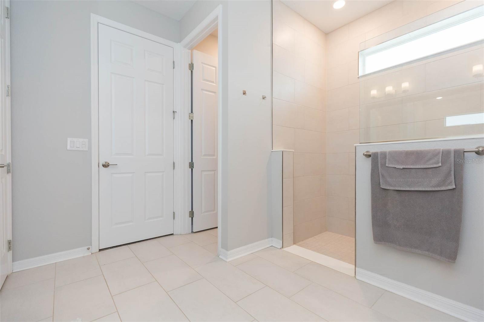 PERSIMMON PARK - Residential