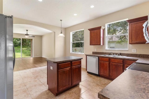 Tiny photo for 3360 Creek Run Lane, Eustis, FL 32736 (MLS # G5114285)
