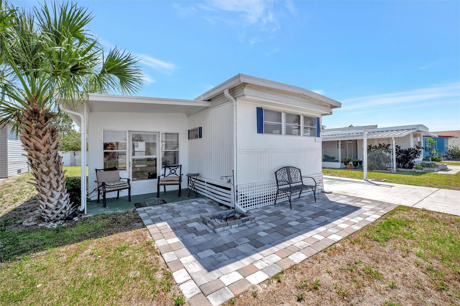 264 S PORT ROYAL LANE, APOLLO BEACH, FL, 33572 4 264 S PORT ROYAL LANE